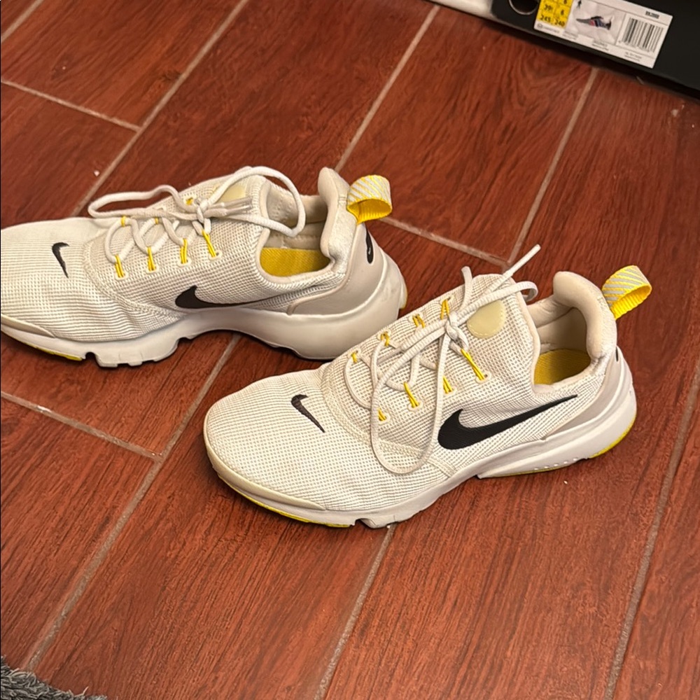 Nike White and Yellow Sneakers